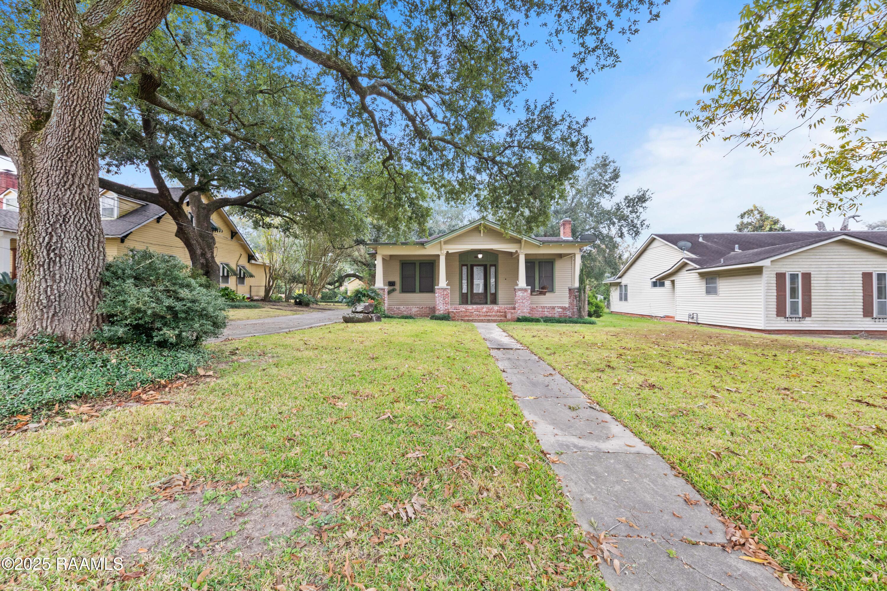 243 West Grolee Street Opelousas, LA 70570 - Photo 3 of 46 243WGrolee-2