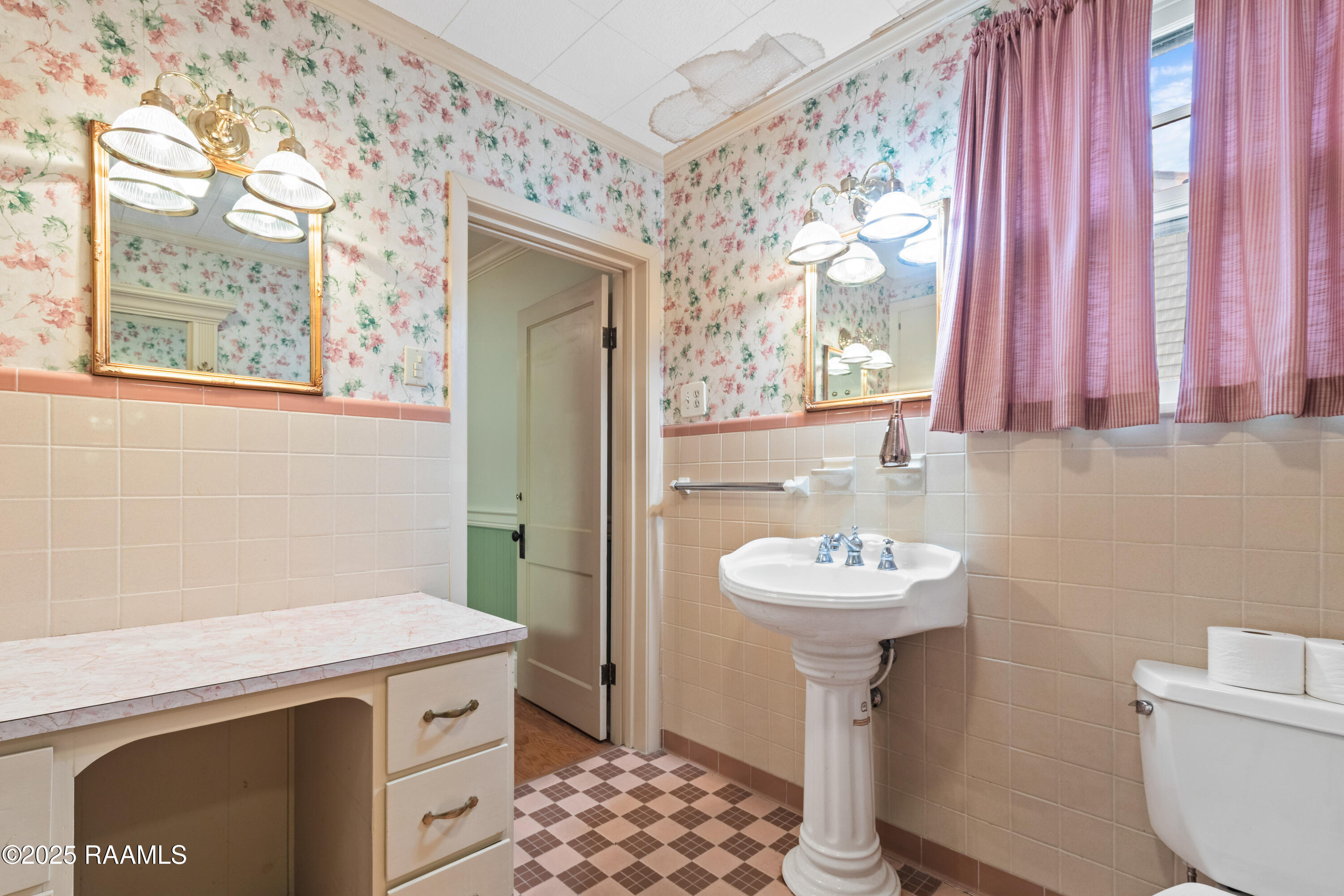 243 West Grolee Street Opelousas, LA 70570 - Photo 45 of 46 243WGrolee-98