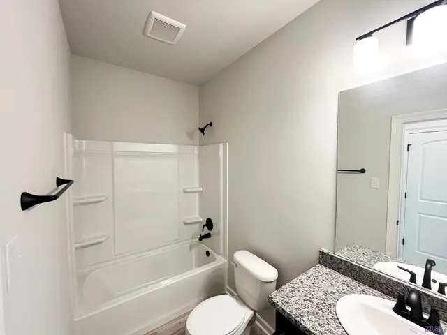 $248,410 | 2158 Sherri's Way Port, Port Allen, LA 70767