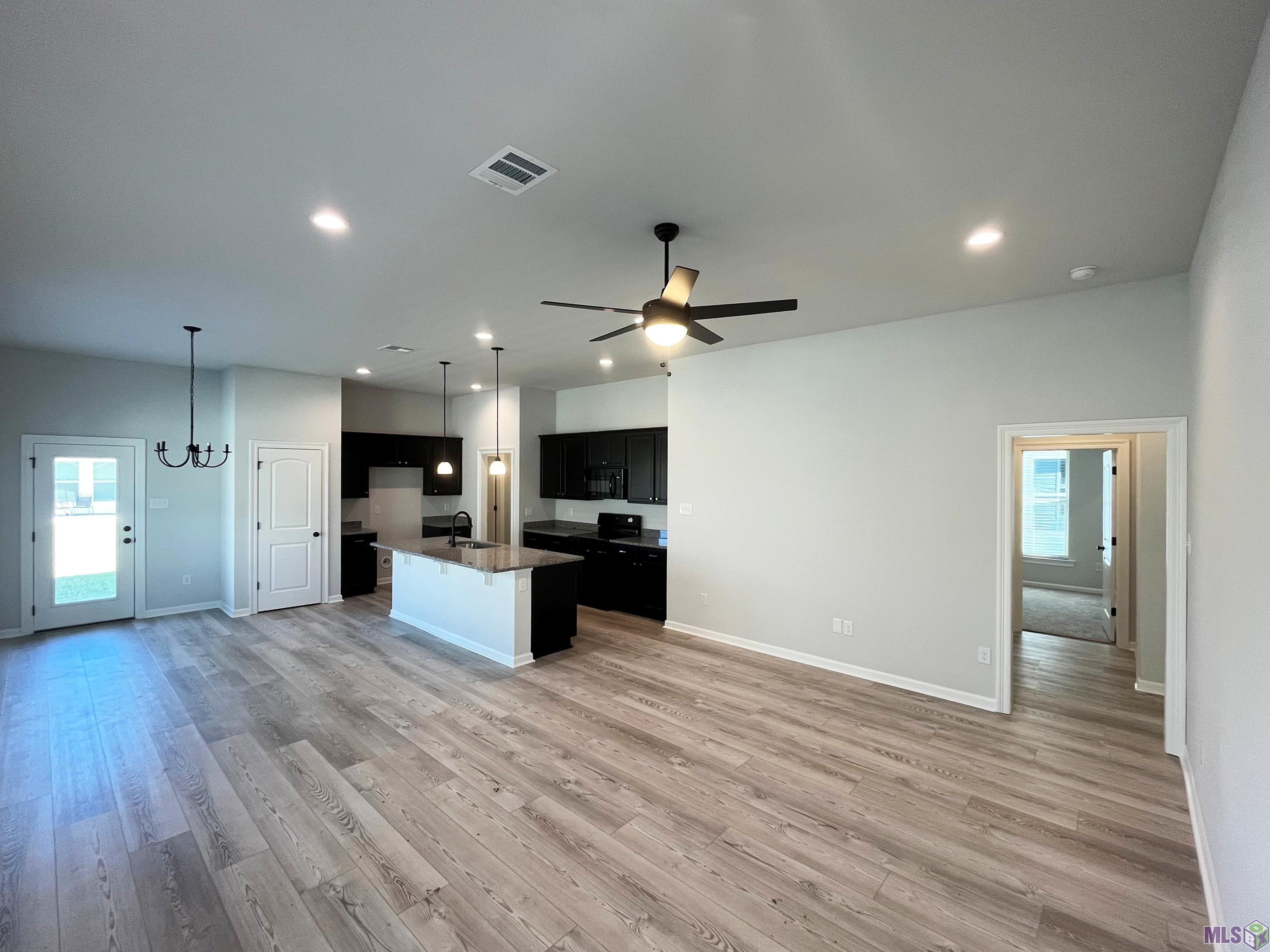 2158 Sherri's Way Port Port Allen, LA 70767 - Photo 4 of 19