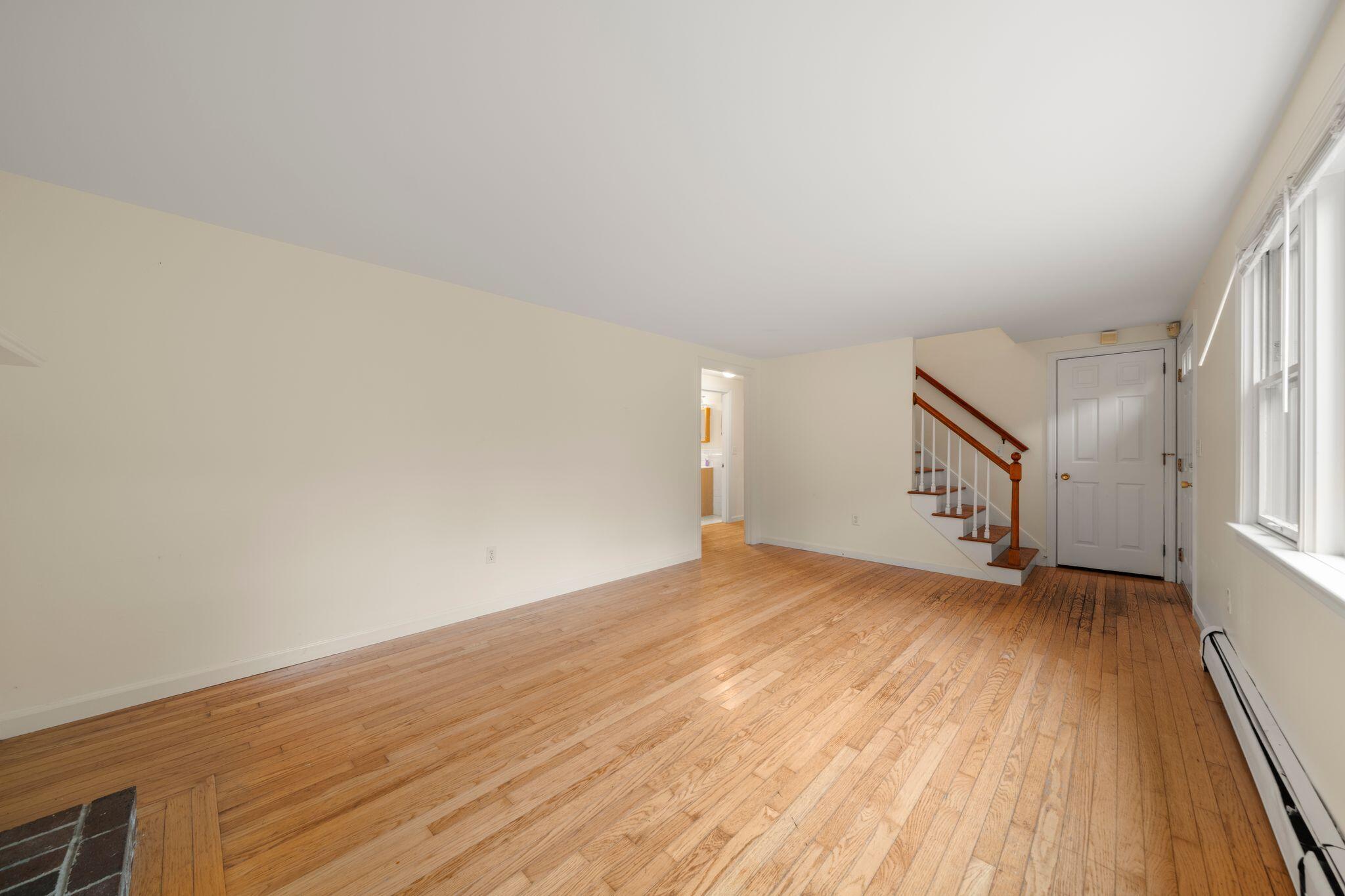 311 Cotuit Road Mashpee, MA 02649 - Photo 10 of 29 JWC02755