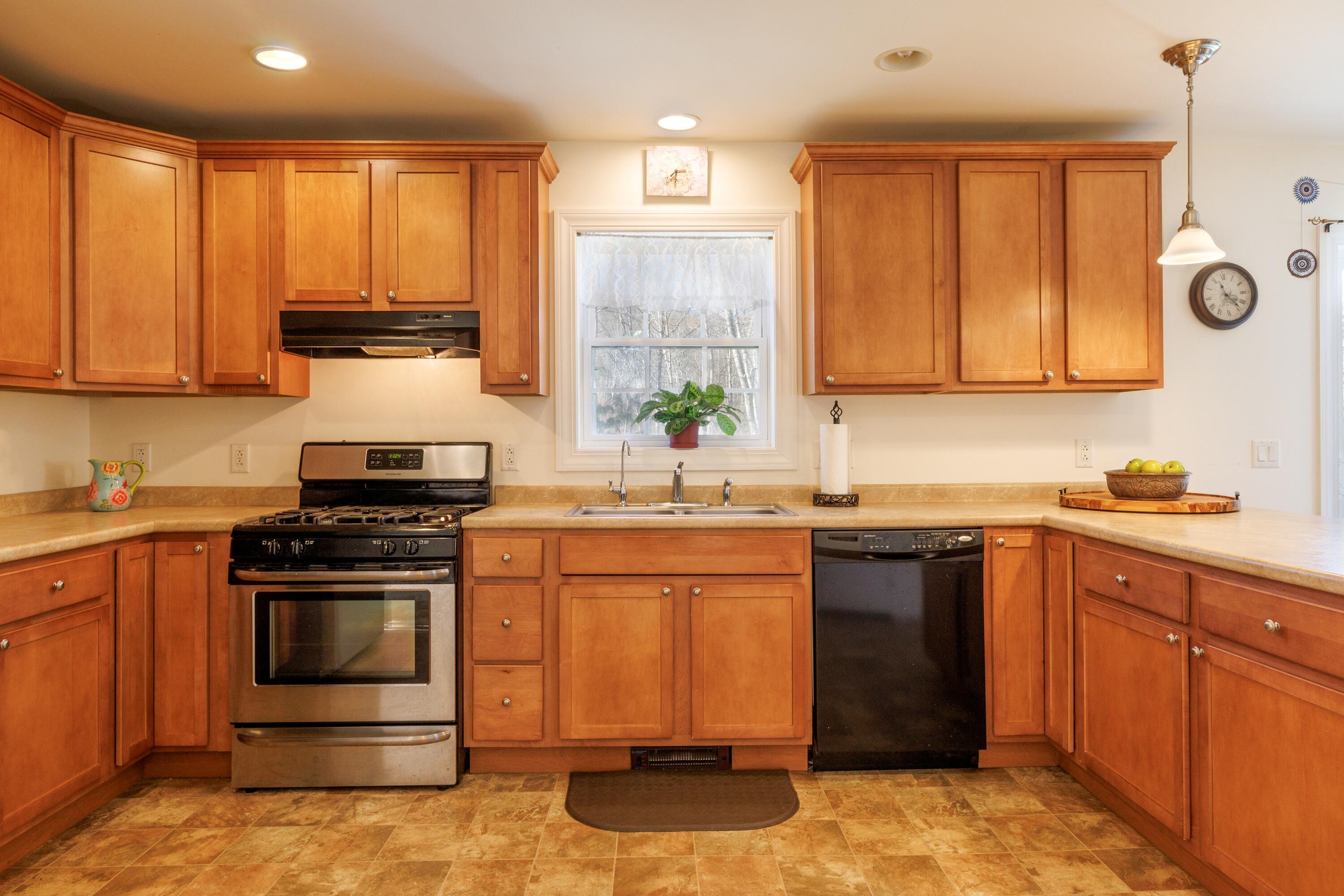 13 Bloomfield Road, Unit 3 Bar Harbor, ME 04609 - Photo 17 of 40 27-13 Bloomfield Road-DTP