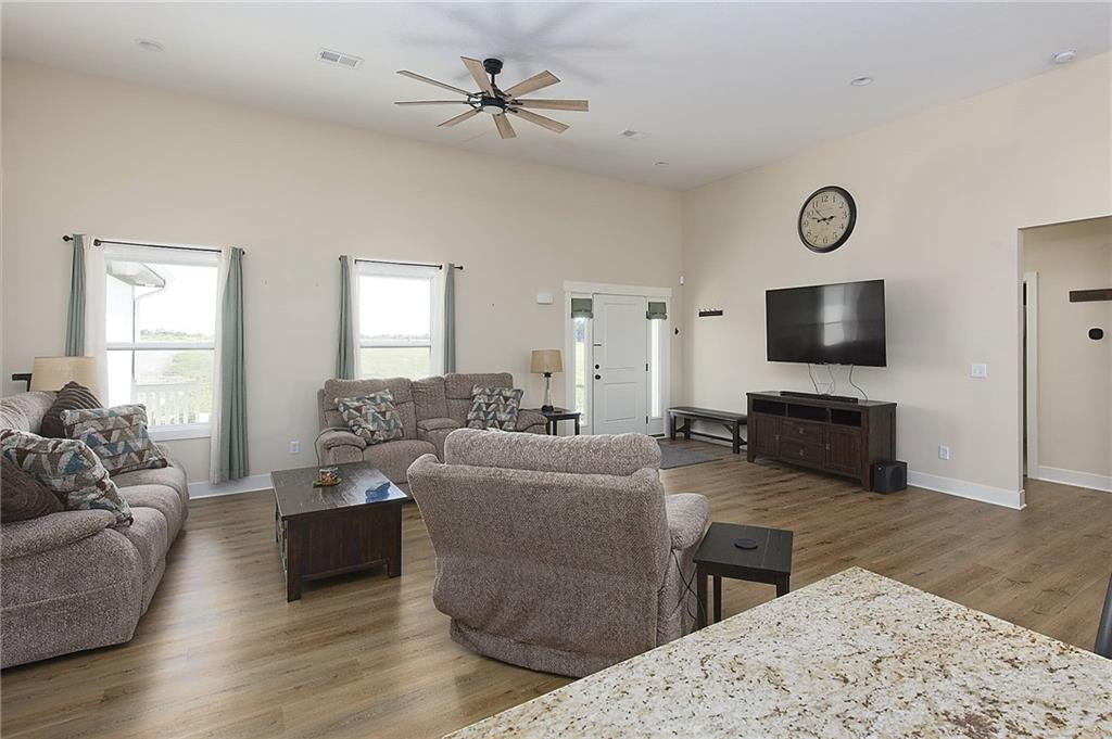 1671 Southwest 300th Road Kingsville, MO 64061 - Photo 4 of 23