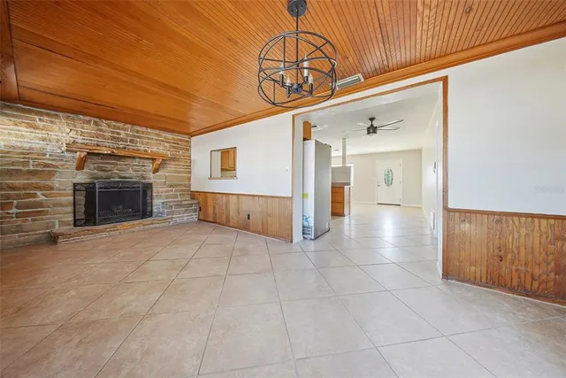 $2,550 | 11373 62nd Avenue, Seminole, FL 33772