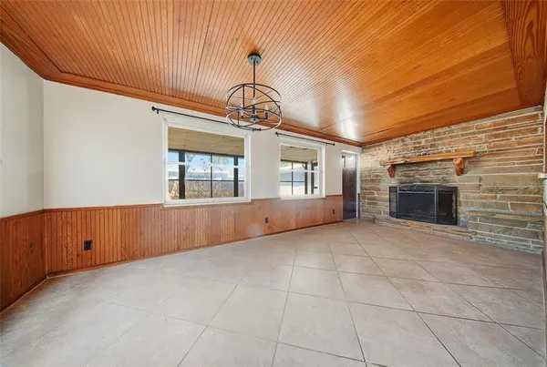 $2,450 | 11373 62nd Avenue, Seminole, FL 33772