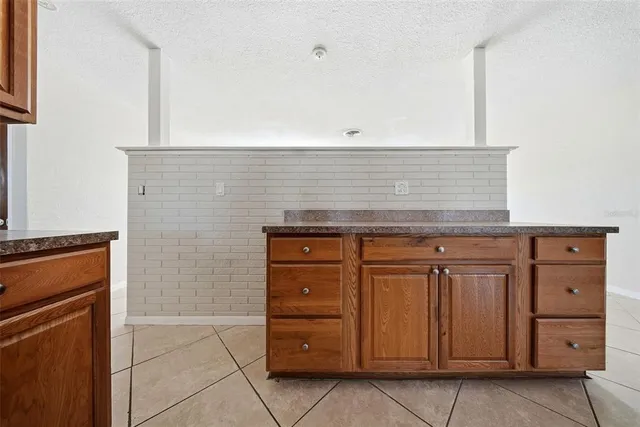 $2,550 | 11373 62nd Avenue, Seminole, FL 33772