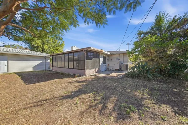 $2,450 | 11373 62nd Avenue, Seminole, FL 33772