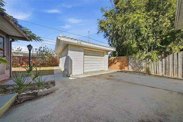 $2,450 | 11373 62nd Avenue, Seminole, FL 33772