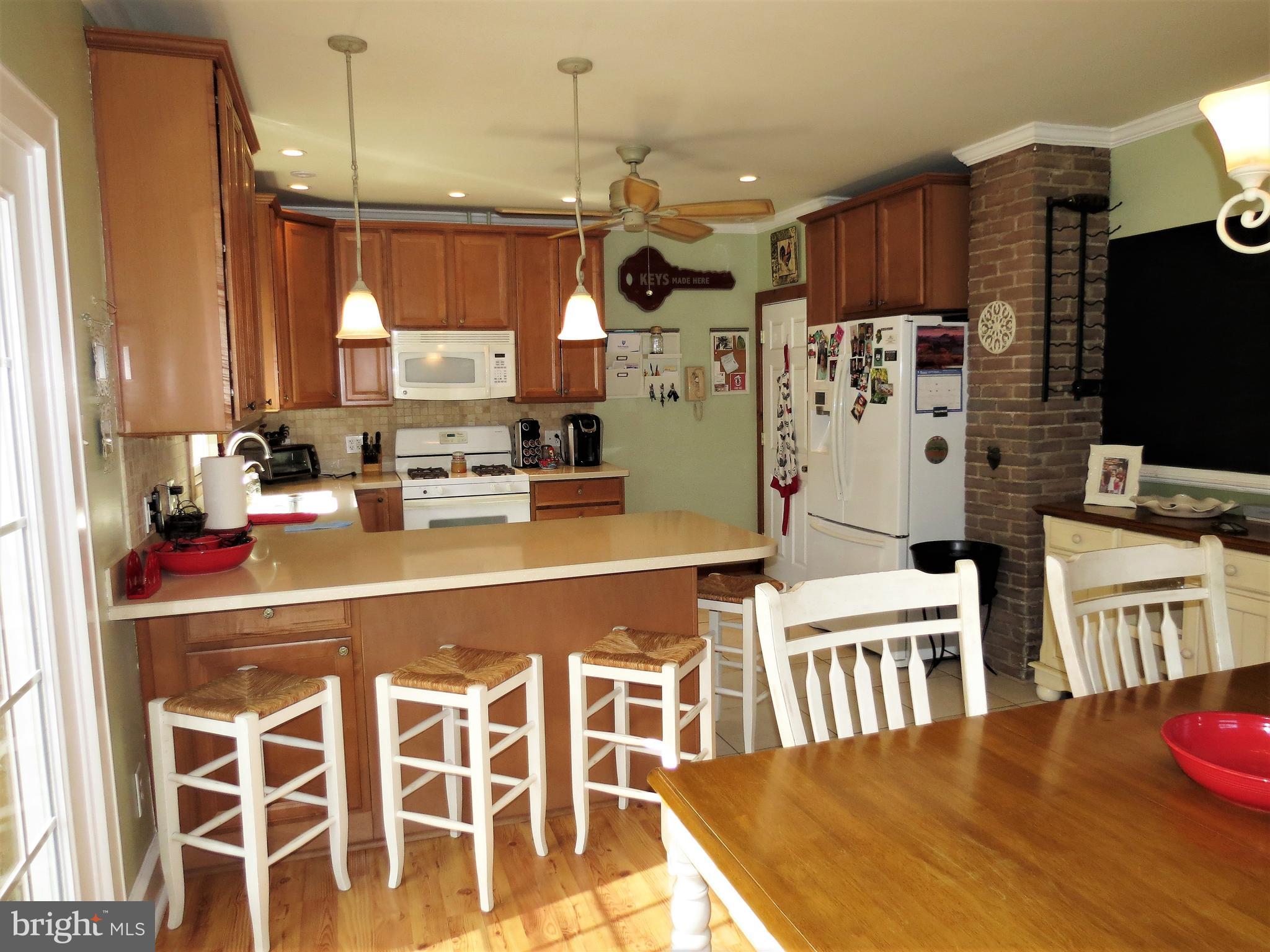 302 Amherst Road Audubon, NJ 08106 - Photo 11 of 26 Kitchen
