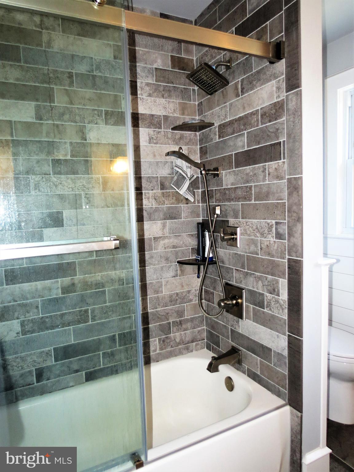 302 Amherst Road Audubon, NJ 08106 - Photo 18 of 26 Hall Bathroom