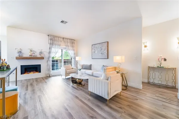 $380,000 | 2050 West Warm Springs Road, Unit 224, Henderson, NV 89014