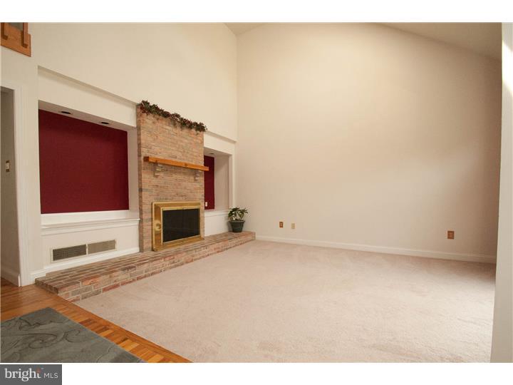 863 Frank Road West Chester, PA 19380 - Photo 7 of 24 Gallery Image 7