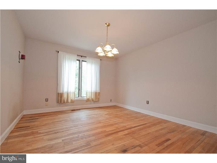 863 Frank Road West Chester, PA 19380 - Photo 8 of 24 Gallery Image 8