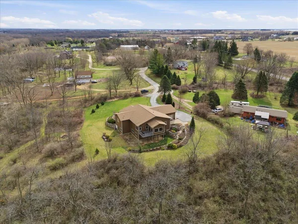 $998,700 | W4293 Meadow Court, Lake Geneva, WI 53147
