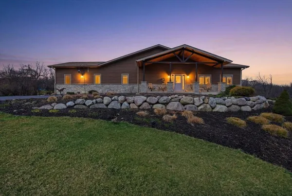 $998,700 | W4293 Meadow Court, Lake Geneva, WI 53147