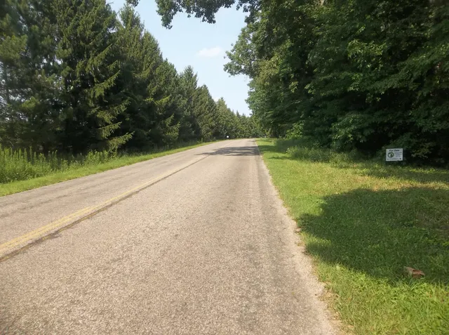 $149,900 | 1 Crooked Creek Road, White Pigeon, MI 49099