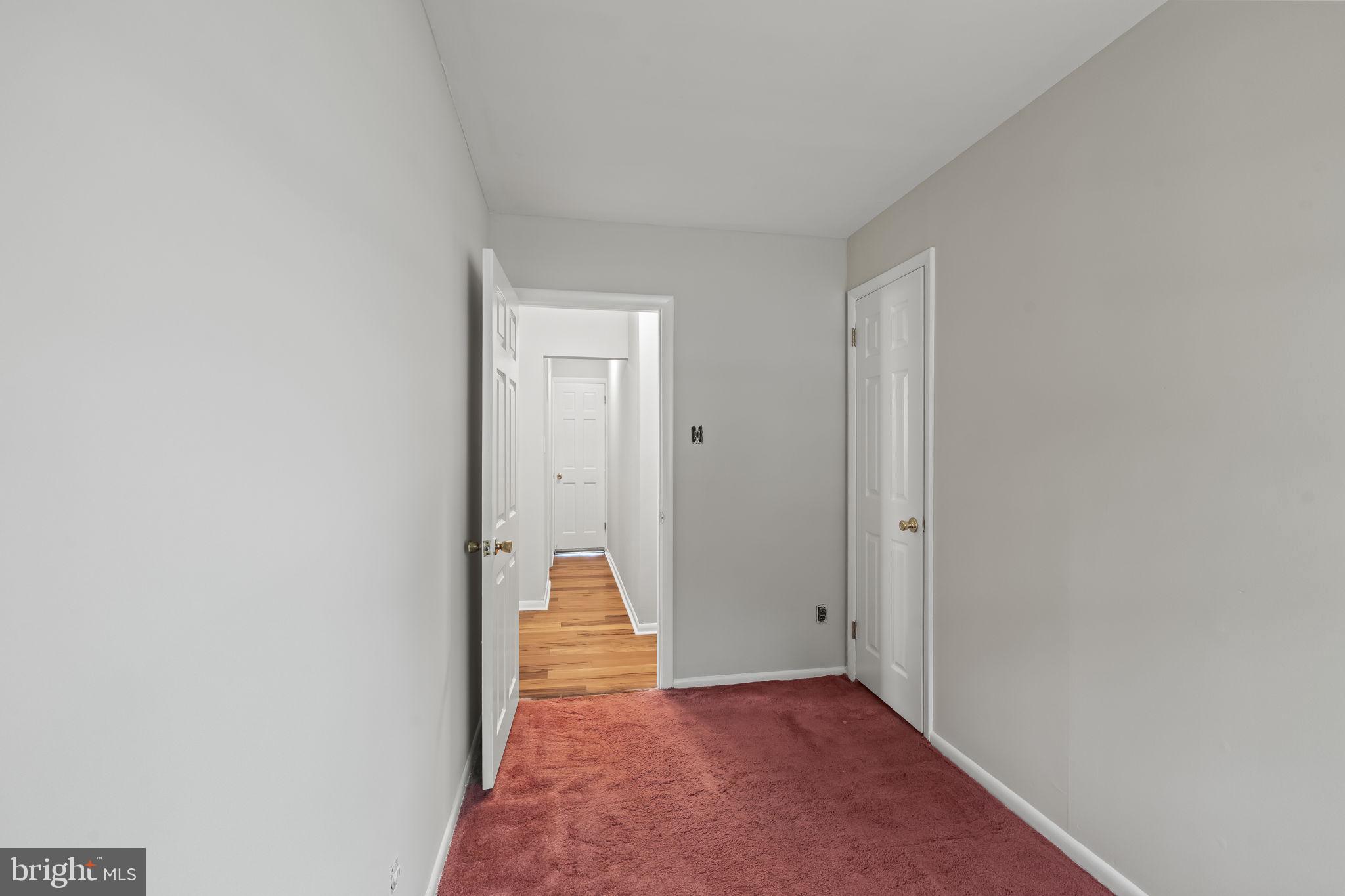621 South Forklanding Road Maple Shade, NJ 08052 - Photo 16 of 45