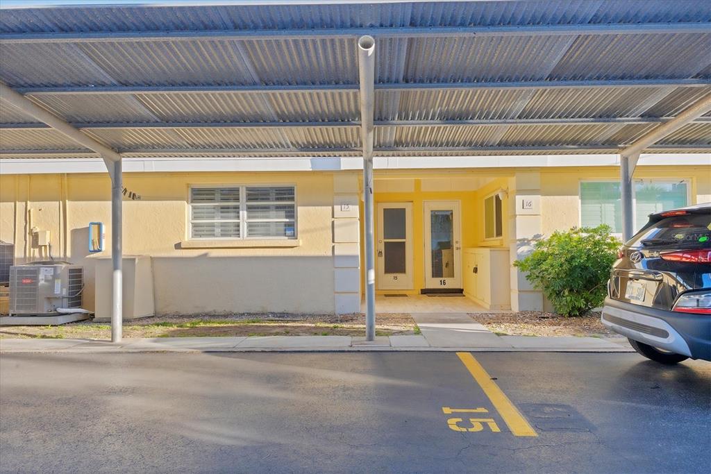 a view of a entrance door of the house