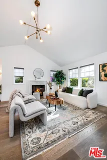 $2,495,000 | 4836 Placidia Avenue, Toluca Lake, CA 91601