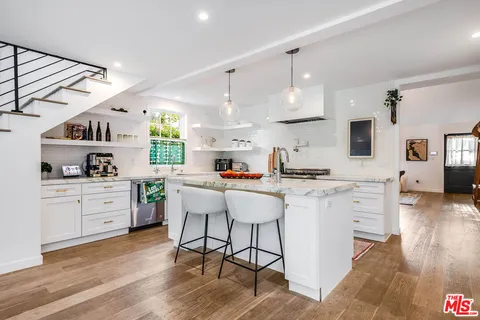 $2,495,000 | 4836 Placidia Avenue, Toluca Lake, CA 91601