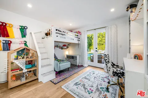 $2,495,000 | 4836 Placidia Avenue, Toluca Lake, CA 91601