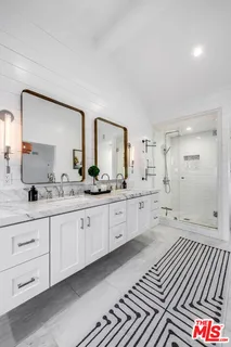 $2,495,000 | 4836 Placidia Avenue, Toluca Lake, CA 91601