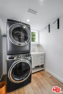 $2,495,000 | 4836 Placidia Avenue, Toluca Lake, CA 91601