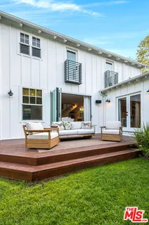 $2,495,000 | 4836 Placidia Avenue, Toluca Lake, CA 91601
