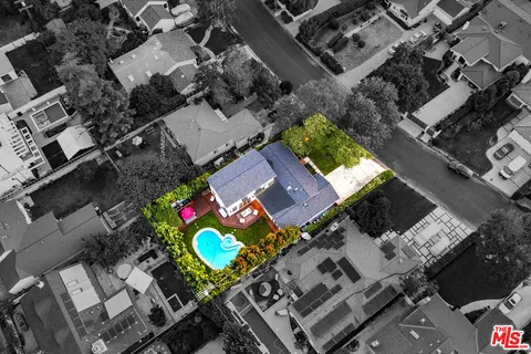 $2,495,000 | 4836 Placidia Avenue, Toluca Lake, CA 91601