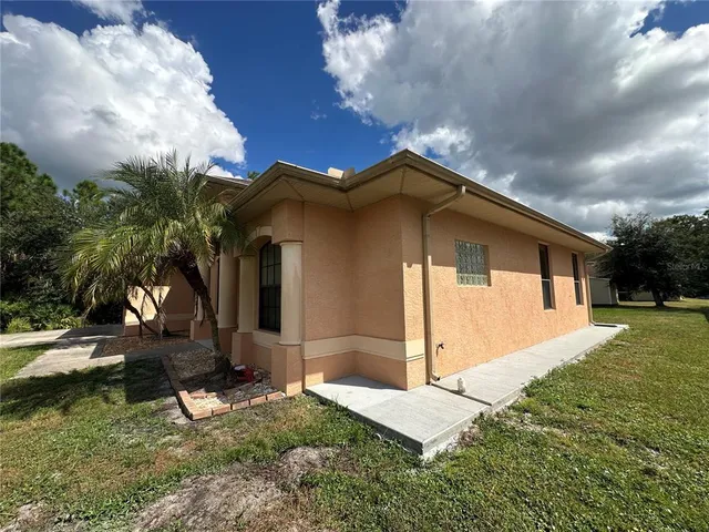 $2,000 | 3308 North Cranberry Boulevard, North Port, FL 34286