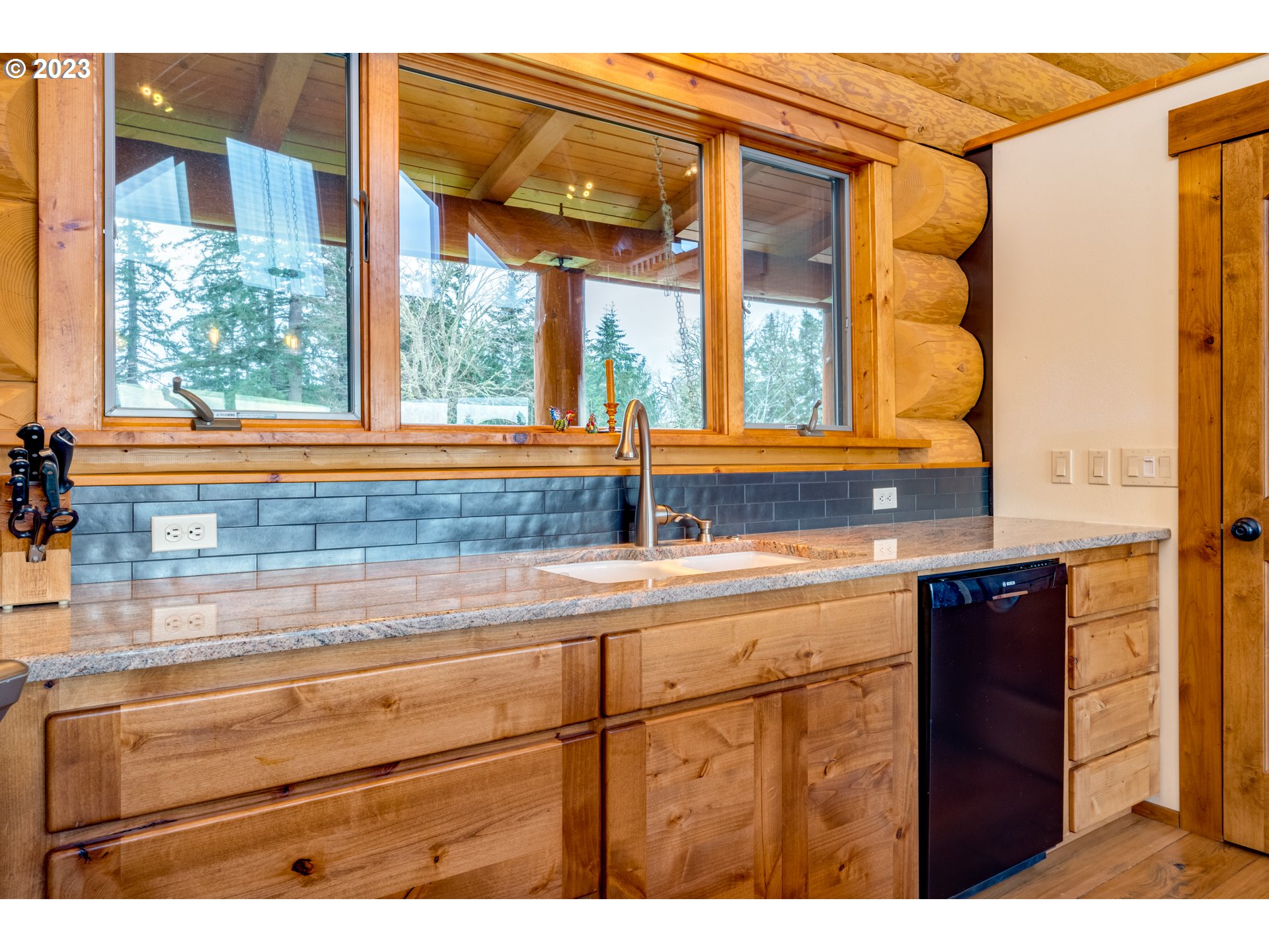 14115 South Leabo Road Molalla, OR 97038 - Photo 11 of 32