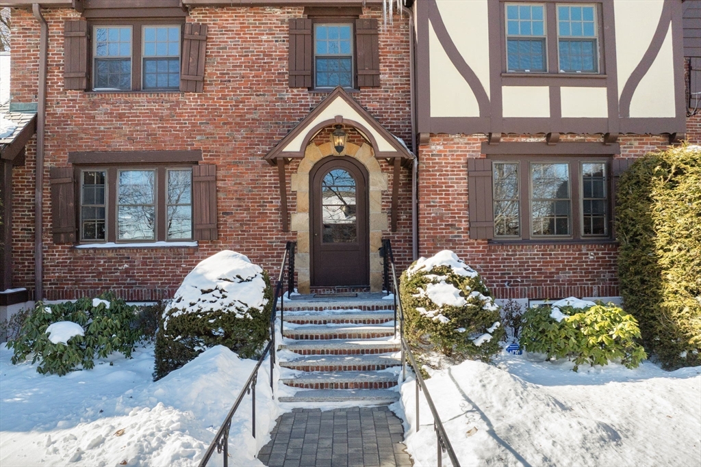 36 Goodnough Road Brookline, MA 02467 - Photo 30 of 31 a front view of a house
