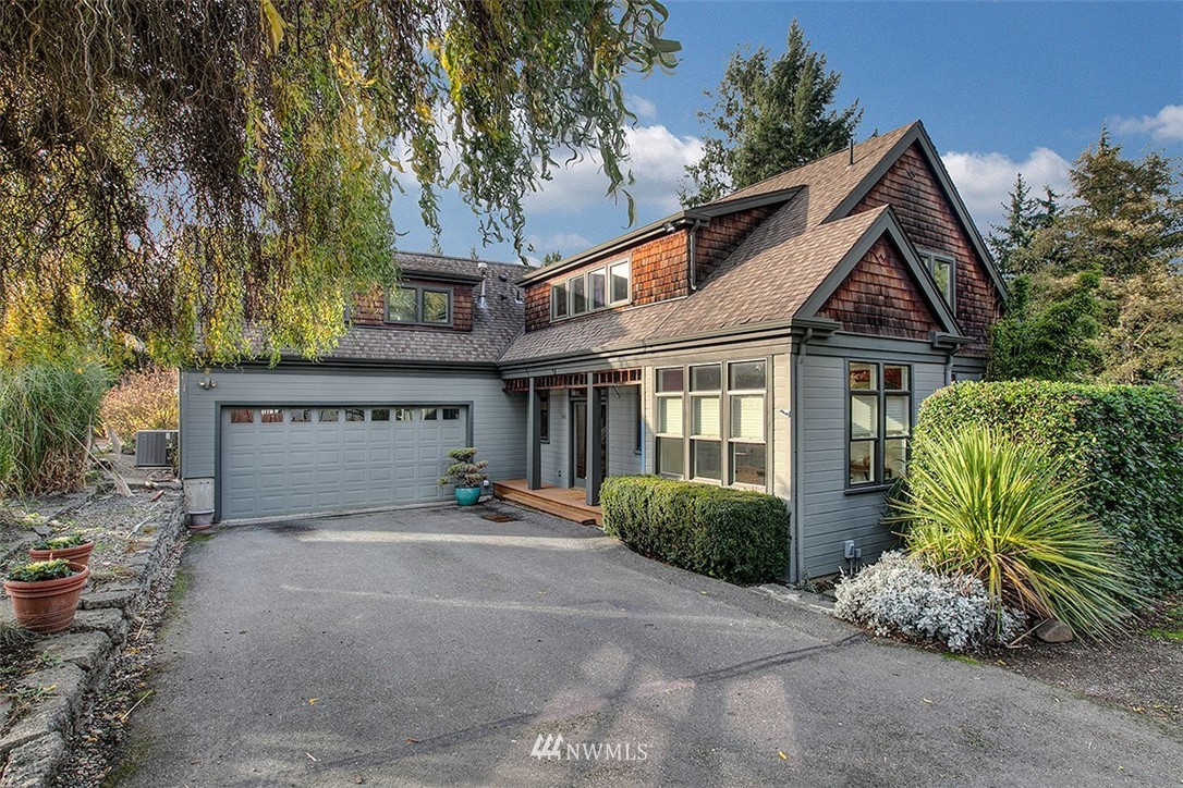 9601 39th Avenue Southwest Seattle, WA 98136 - Photo 1 of 25 Gallery Image 1