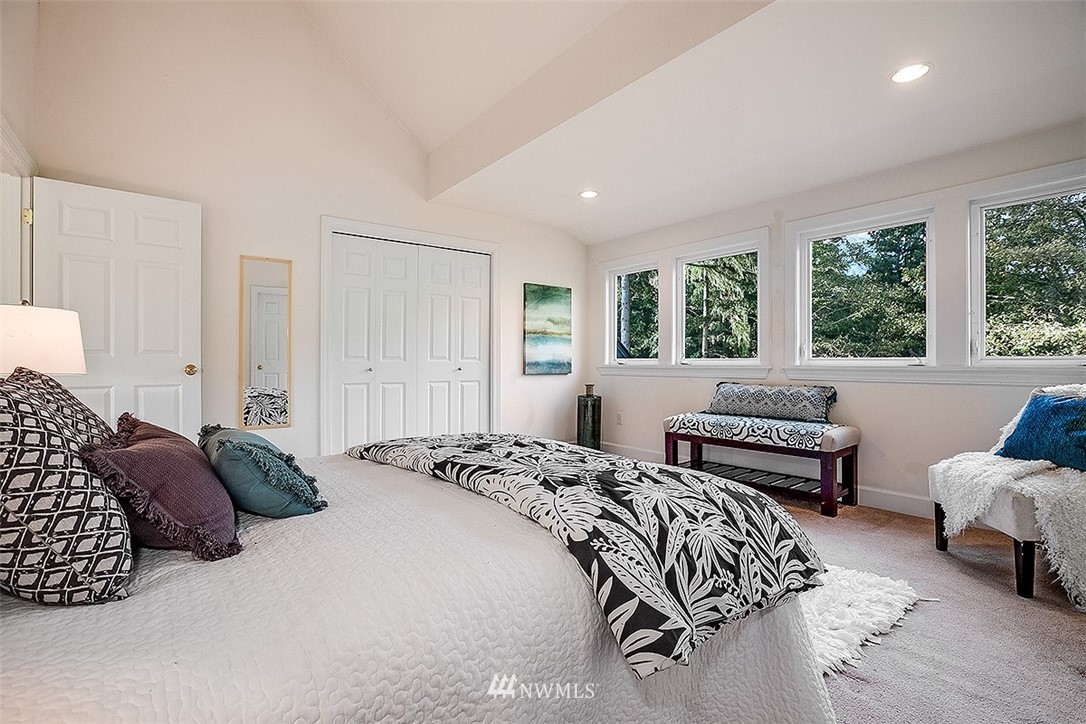 9601 39th Avenue Southwest Seattle, WA 98136 - Photo 13 of 25 Gallery Image 13