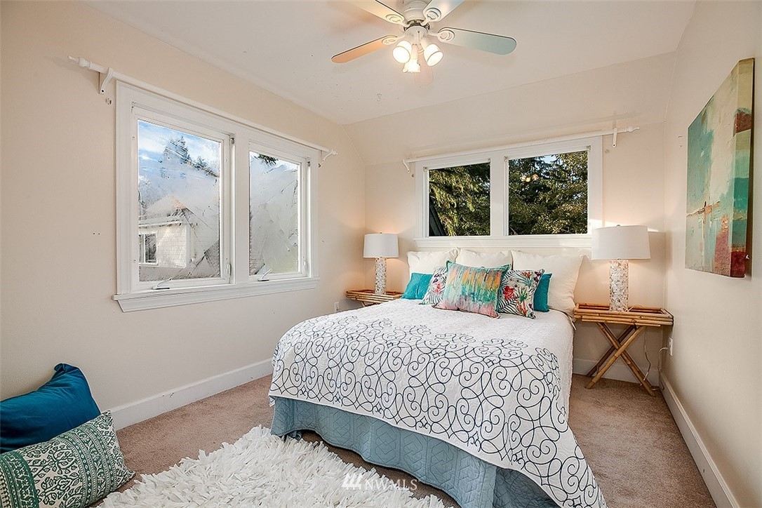 9601 39th Avenue Southwest Seattle, WA 98136 - Photo 17 of 25 Gallery Image 17