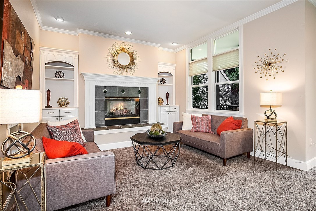 9601 39th Avenue Southwest Seattle, WA 98136 - Photo 4 of 25 Gallery Image 4