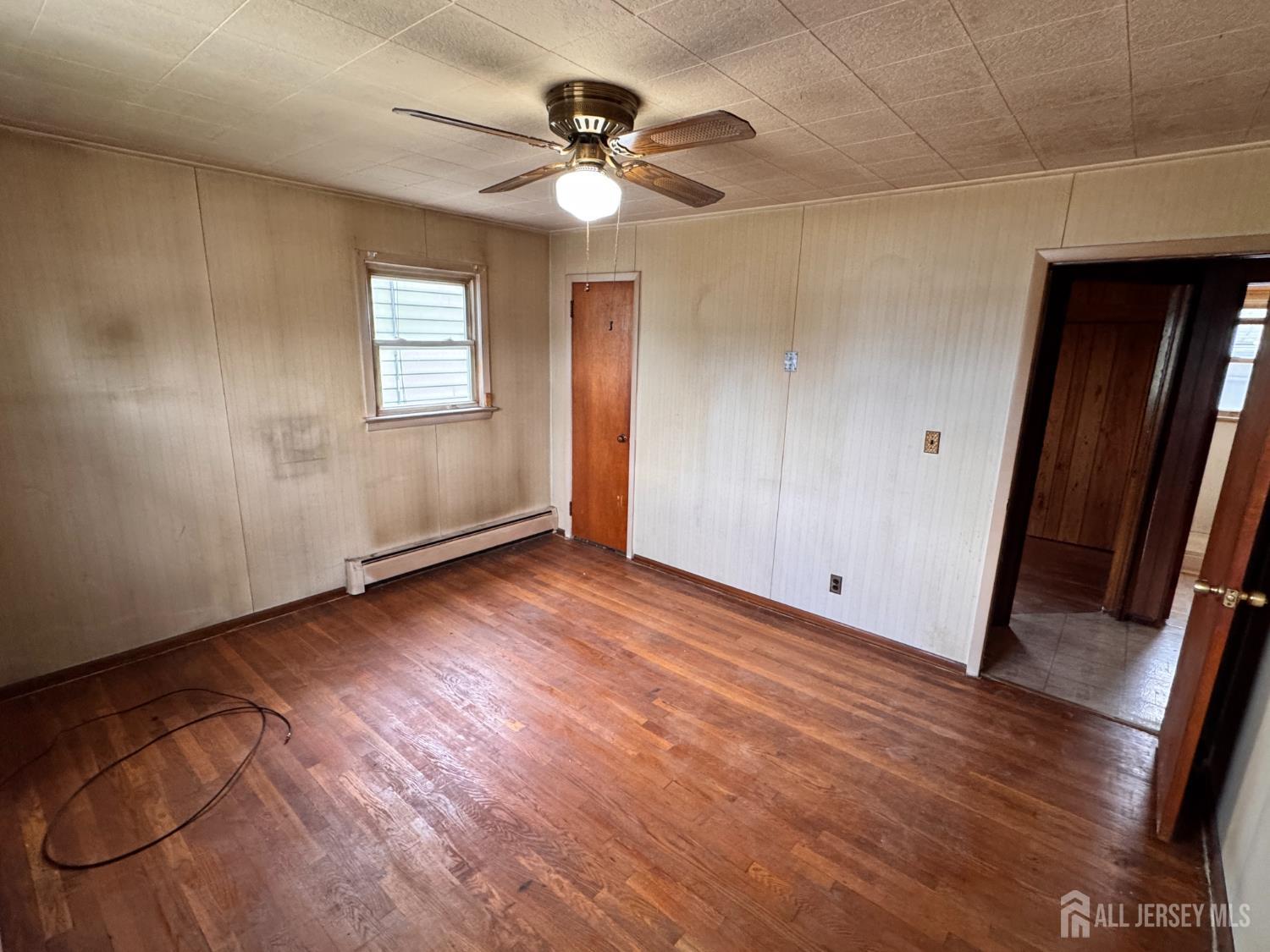 554 Ridgeway Avenue Sayreville, NJ 08879 - Photo 13 of 42