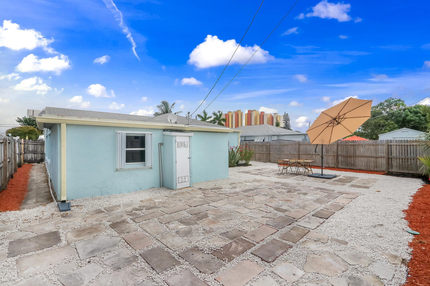 159 East 24th Street Riviera Beach, FL 33404 - Photo 18 of 27 159 E 24th St Riviera Beach FL-large-020