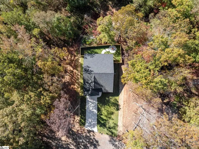 $345,000 | 106 Cub Court, Westminster, SC 29693