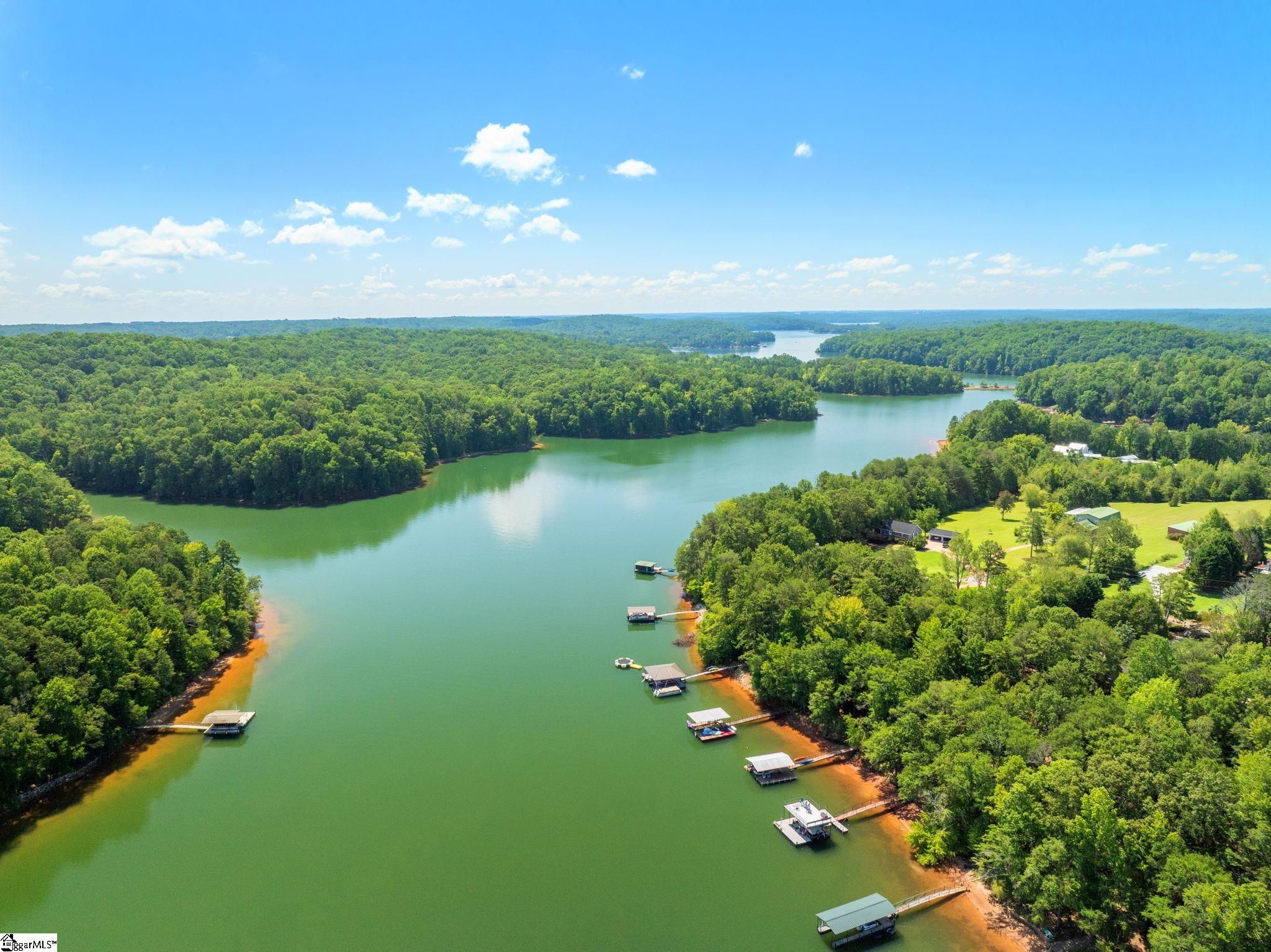 106 Cub Court Westminster, SC 29693 - Photo 4 of 32