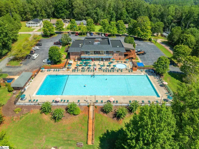 $345,000 | 106 Cub Court, Westminster, SC 29693