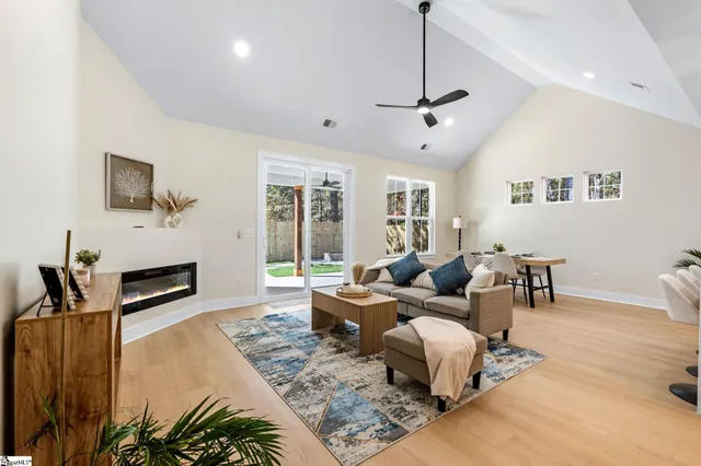 $345,000 | 106 Cub Court, Westminster, SC 29693