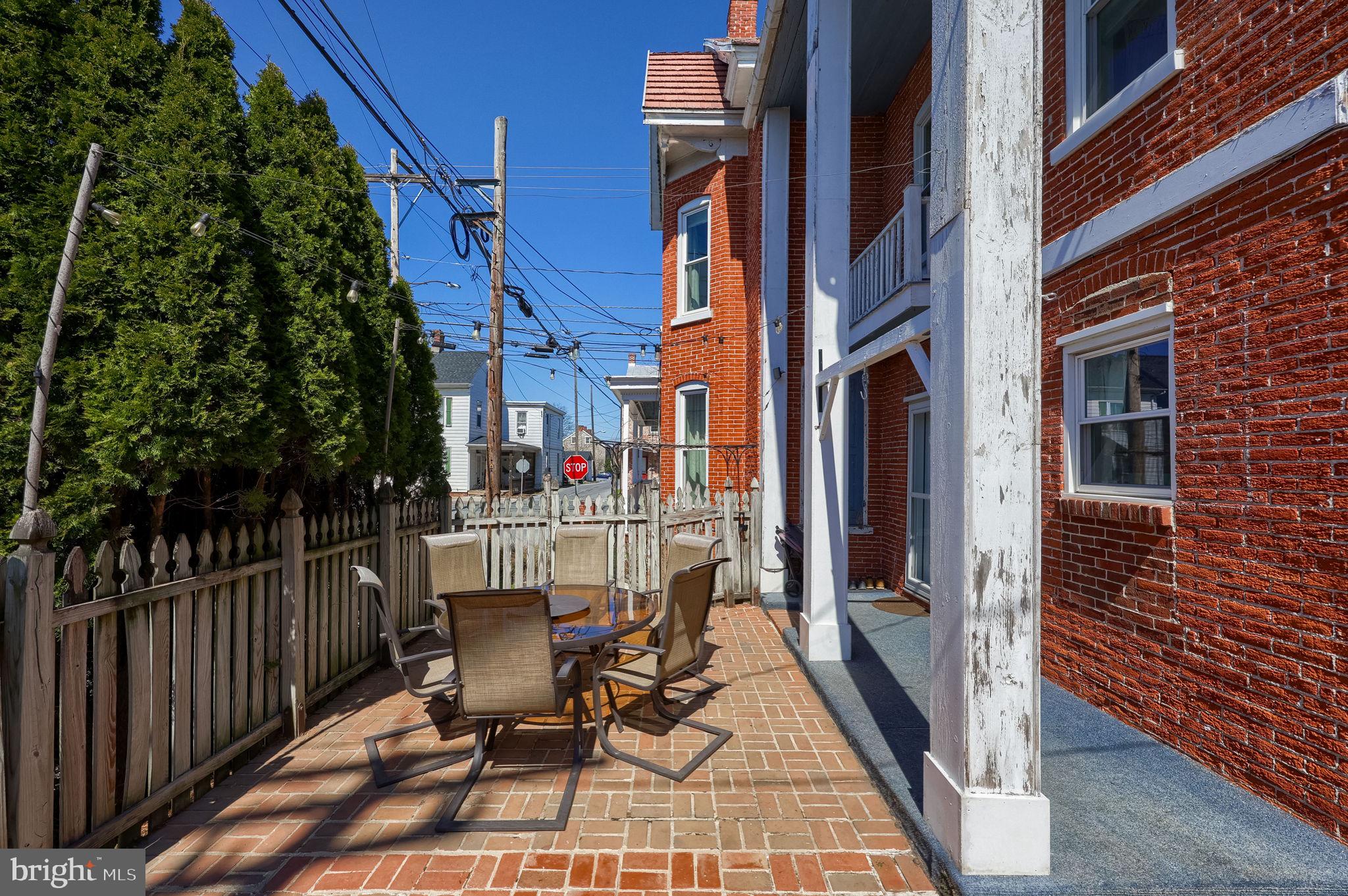 14 West Orange Street Lititz, PA 17543 - Photo 27 of 36