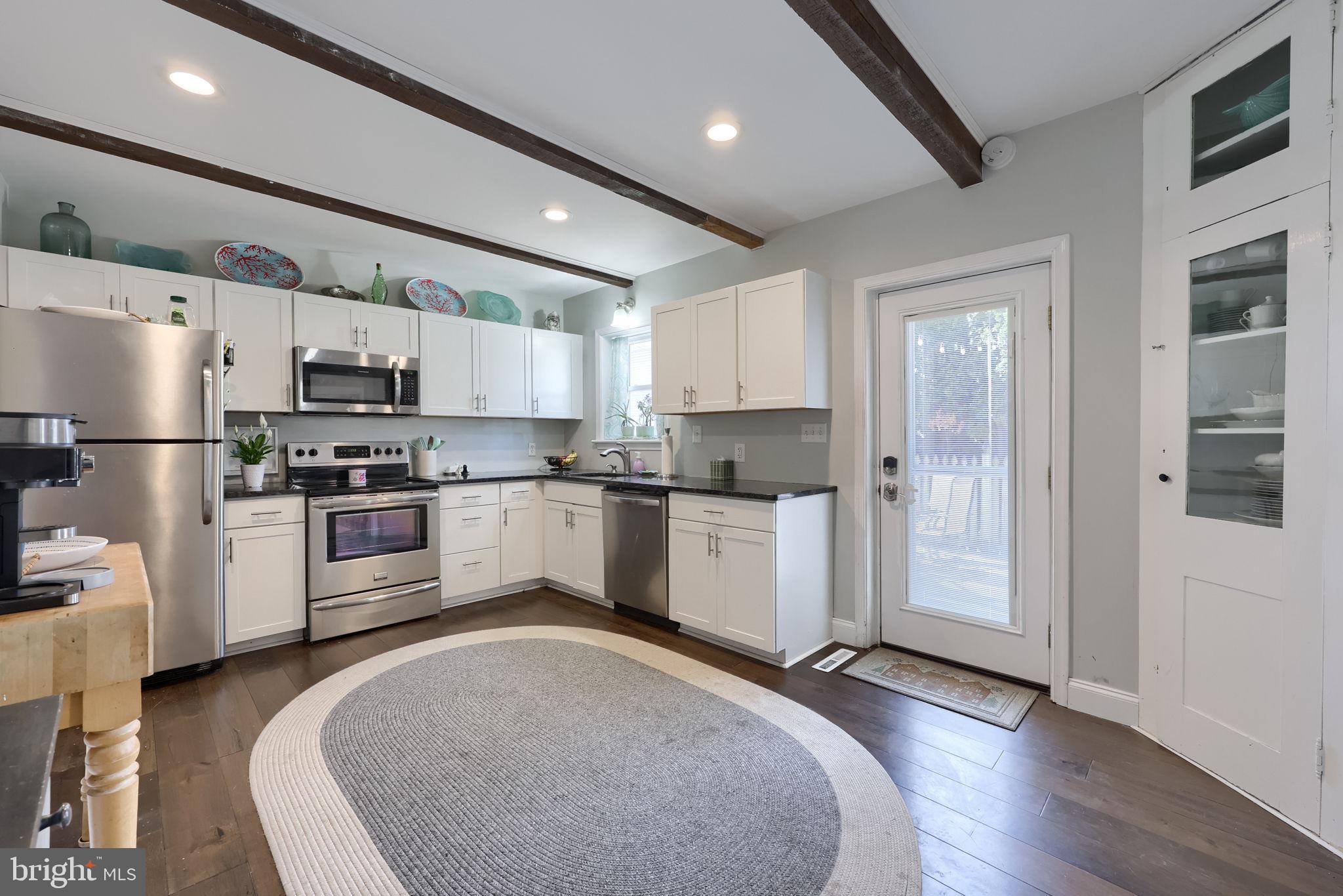 14 West Orange Street Lititz, PA 17543 - Photo 6 of 36