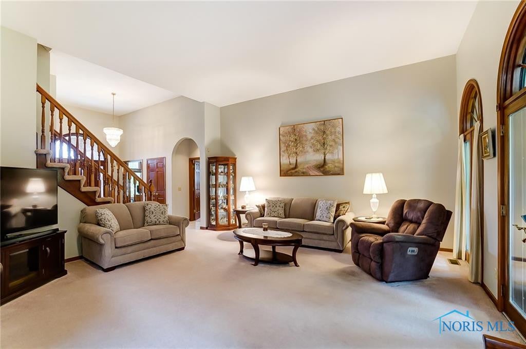 2324 Gradwohl Road Toledo, OH 43617 - Photo 7 of 49 Gallery Image 7