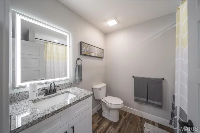 $483,000 | 136 La Vista Drive, Waynesville, MO 65583