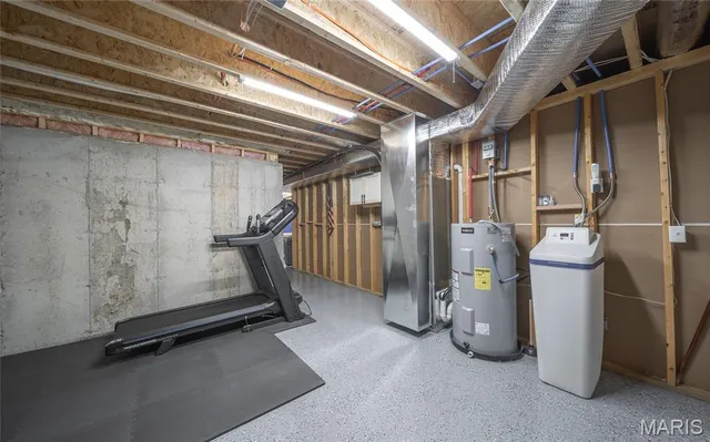 $483,000 | 136 La Vista Drive, Waynesville, MO 65583