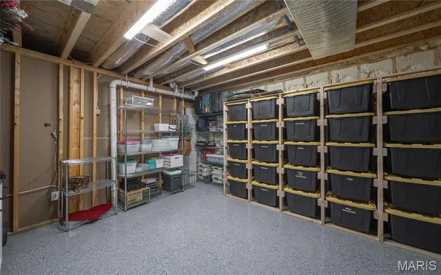 $483,000 | 136 La Vista Drive, Waynesville, MO 65583