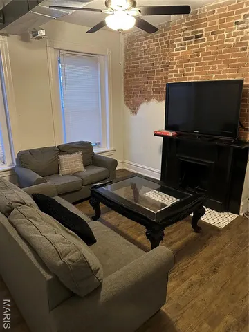 $349,900 | 2646 Geyer Avenue, St. Louis, MO 63104