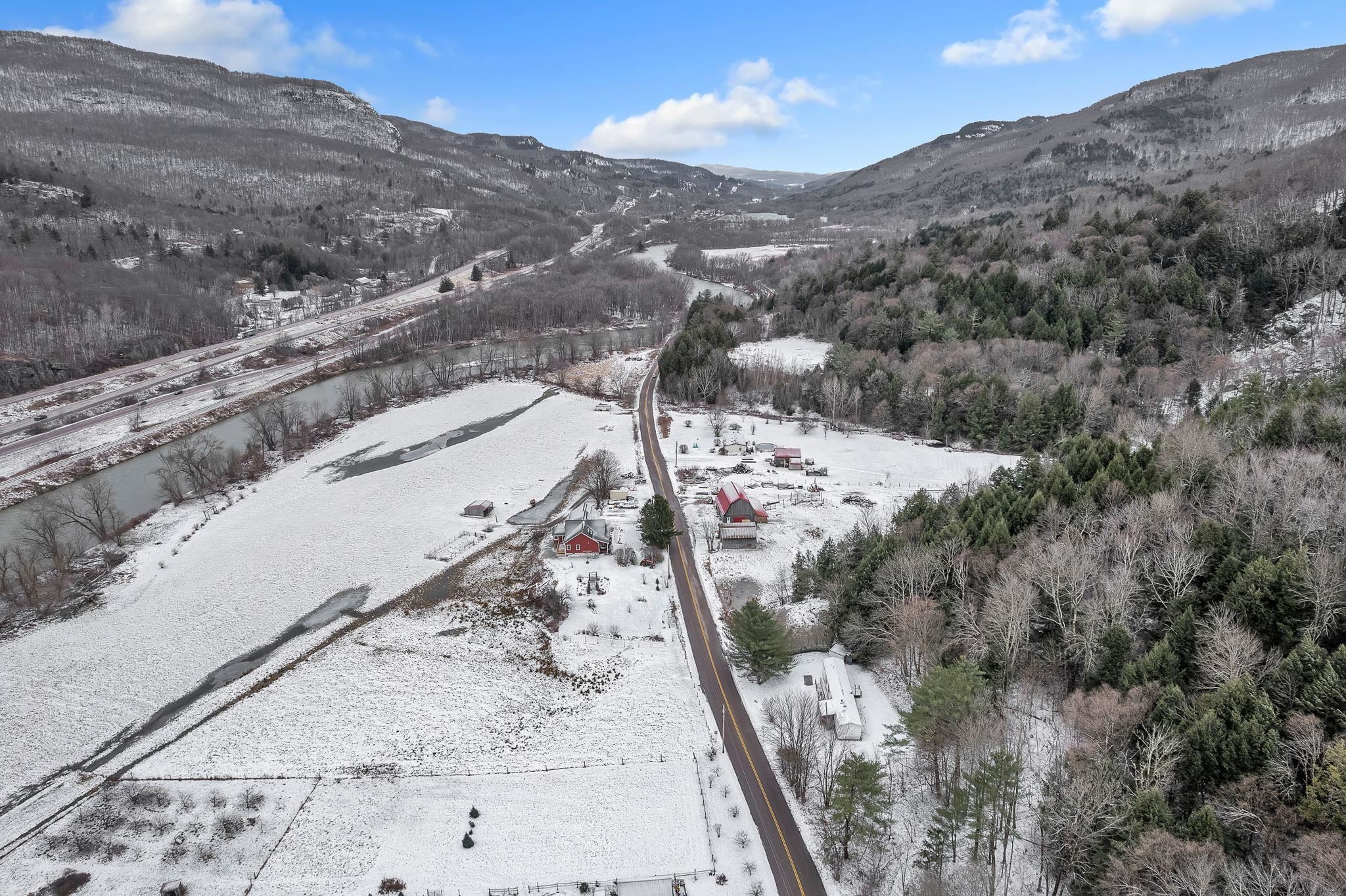 822 Duxbury Road Bolton, VT 05676 - Photo 11 of 40